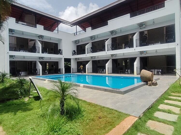 Hotel Opulence Beach Resort Kihim Alibaug