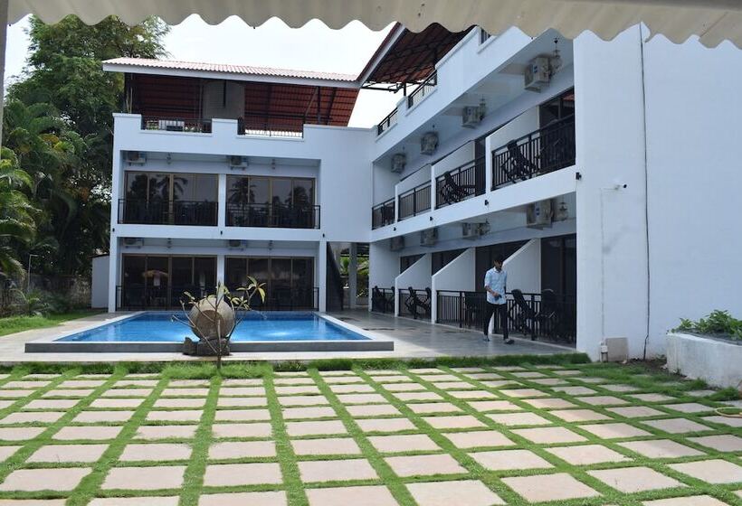 Hotel Opulence Beach Resort Kihim Alibaug