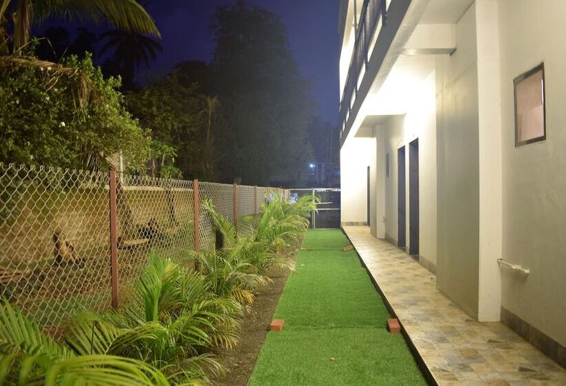 Hotel Opulence Beach Resort Kihim Alibaug