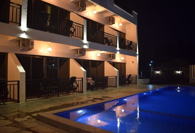 Hotel Opulence Beach Resort Kihim Alibaug