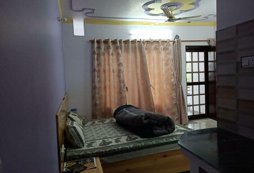 پانسیون The Kiwi Shadow Guest House