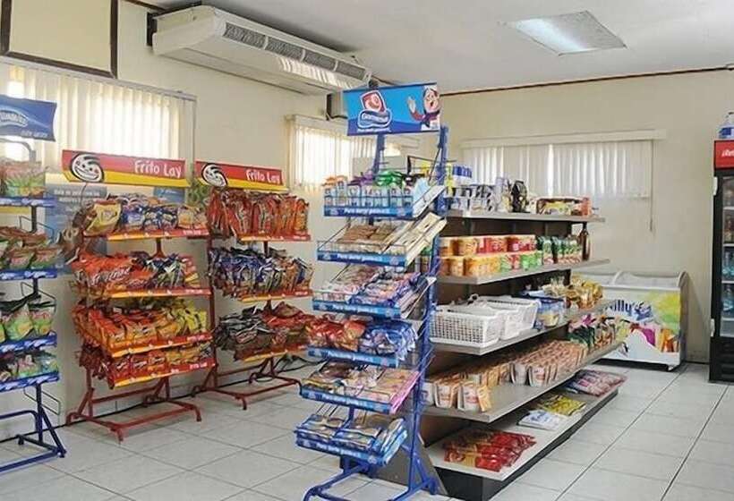 Aparthotel Villa Nuria