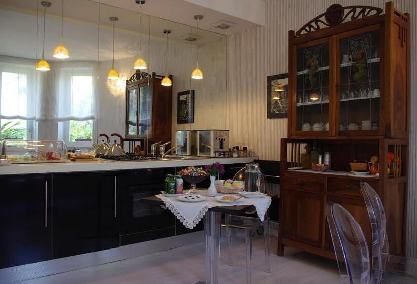 مبيت وإفطار La Piccola Locanda