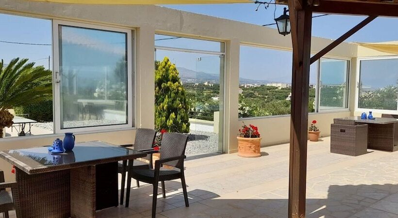 مبيت وإفطار Lofos Apartments