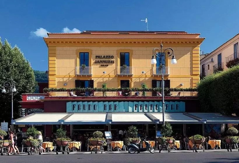 Bed and Breakfast Palazzo Jannuzzi Relais