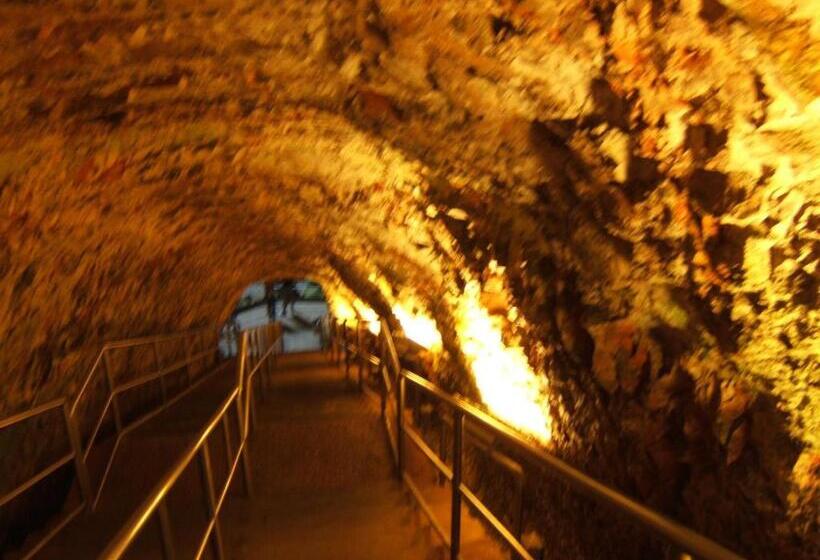 ベッドアンドブレックファースト Rifugio Delle Grotte