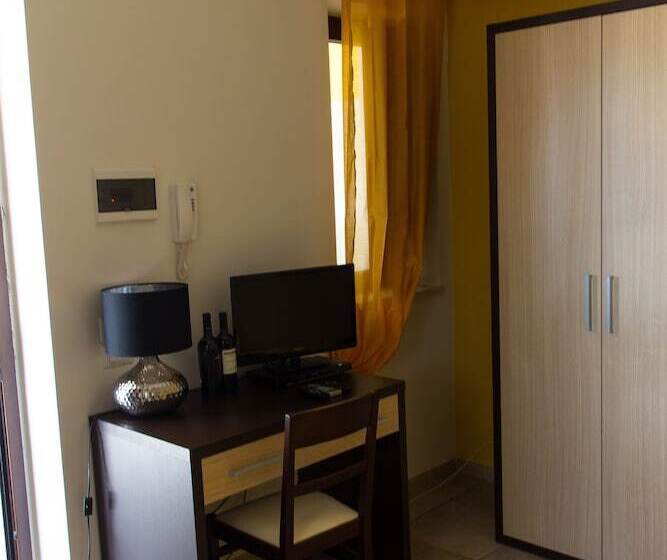 ベッドアンドブレックファースト Rifugio Delle Grotte