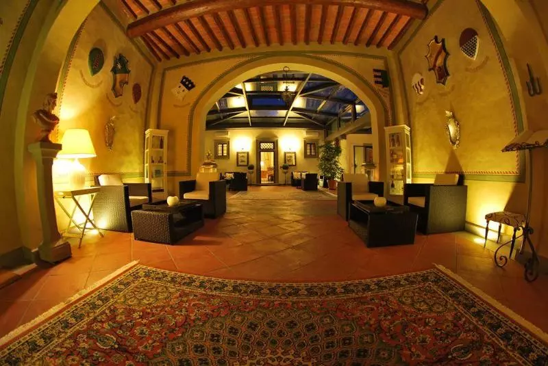 تختخواب و صبحانه Villa Il Sasso Dimora D Epoca