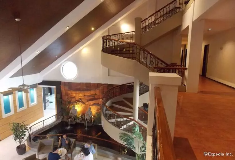 Circle Inn Hotel And Suites Bacolod