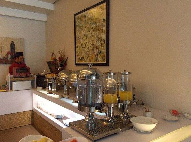 Circle Inn Hotel And Suites Bacolod