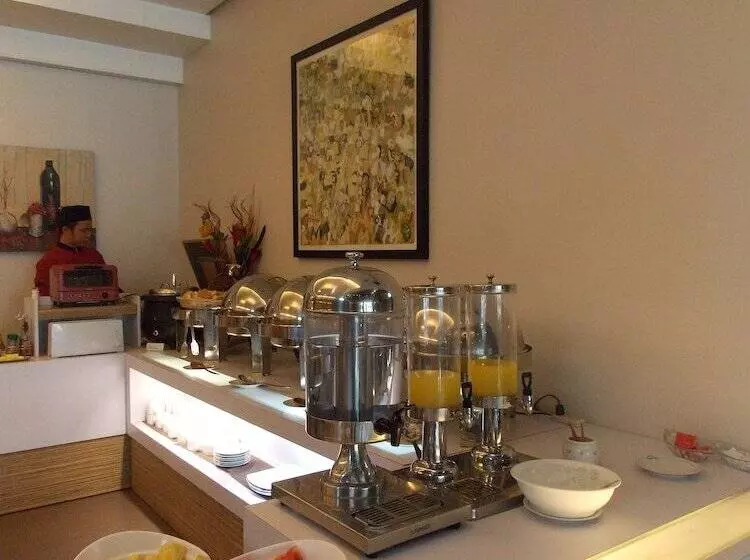 Circle Inn Hotel And Suites Bacolod