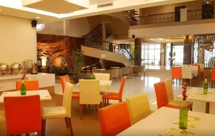 Circle Inn Hotel And Suites Bacolod