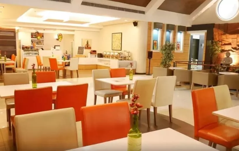 Circle Inn Hotel And Suites Bacolod