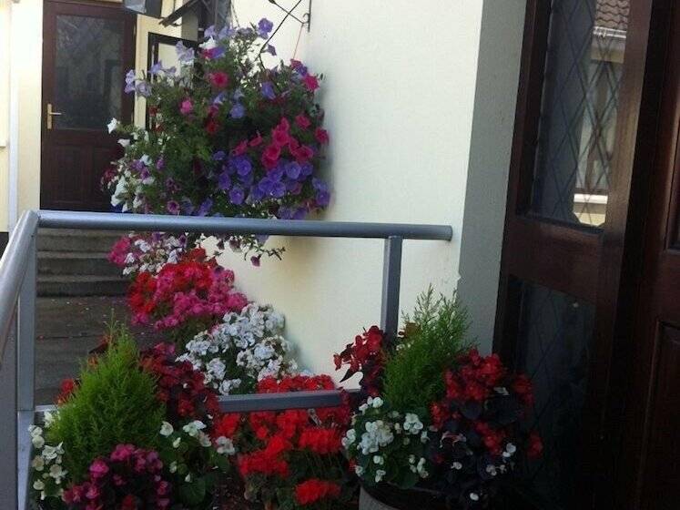 ベッドアンドブレックファースト Hillview House