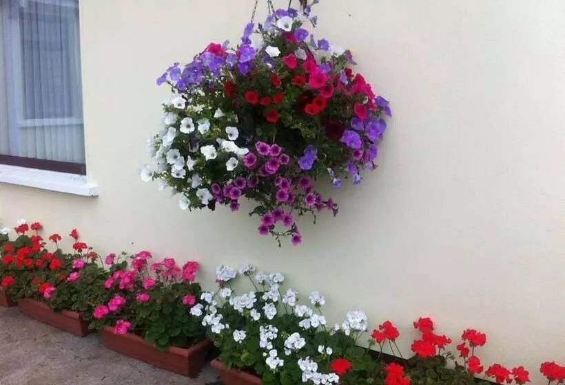 민박 Hillview House