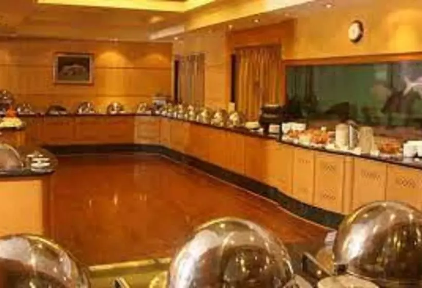 ホテル Alankar Grande