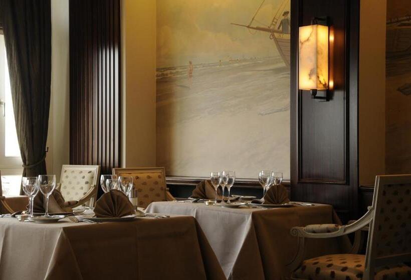 בית מלון כפרי Beach Palace