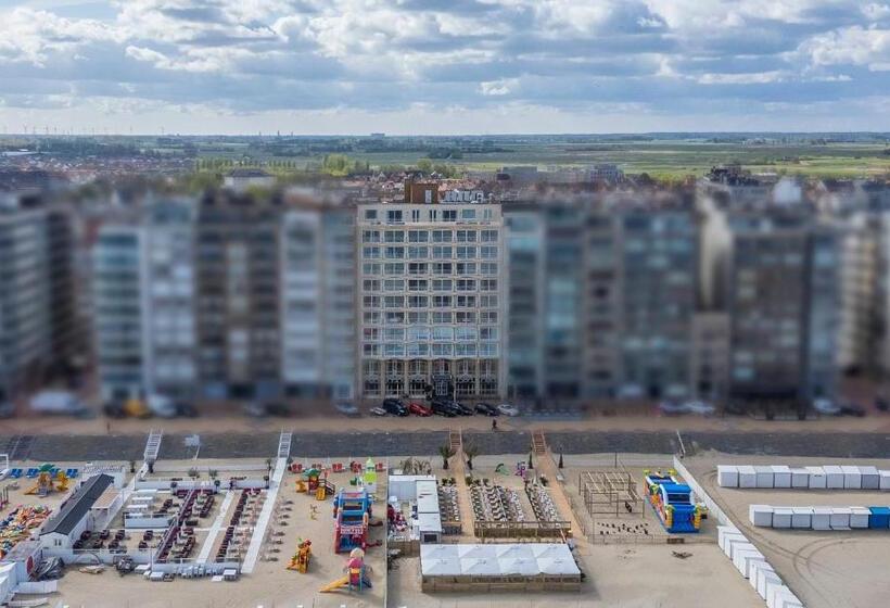 בית מלון כפרי Beach Palace