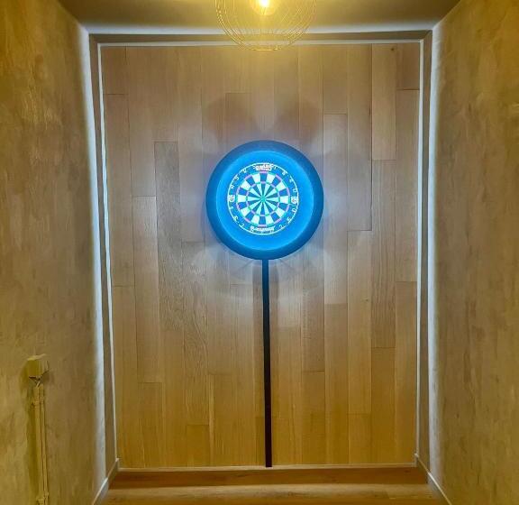 בית מלון כפרי Beach Palace