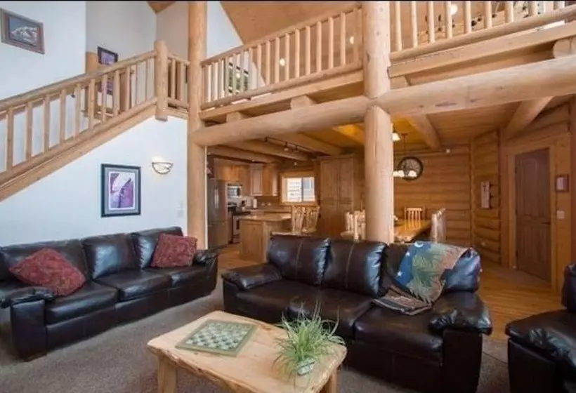 Отель Bear River Lodge