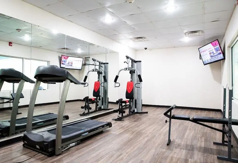 Hotelli Blisspoint Inn & Suites Marion