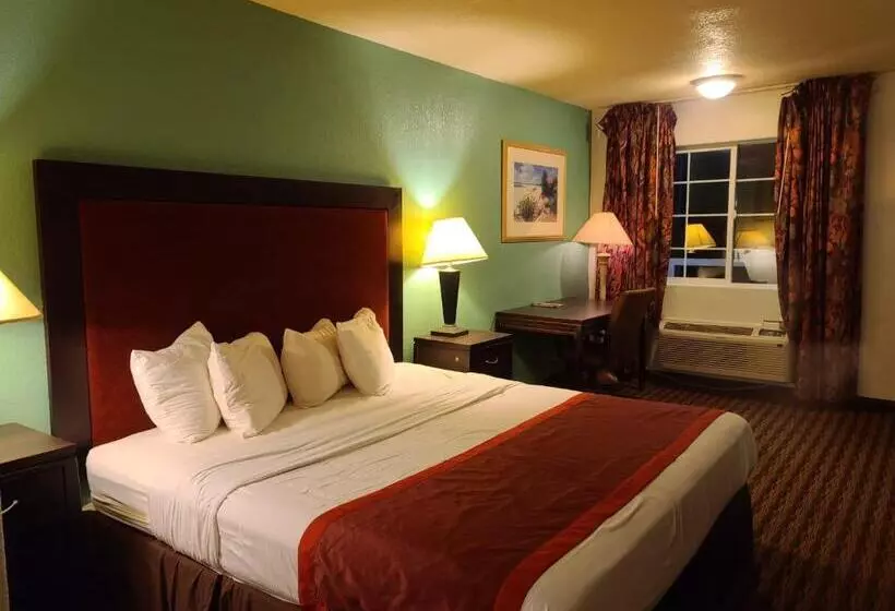 فندق Budget Host Inn