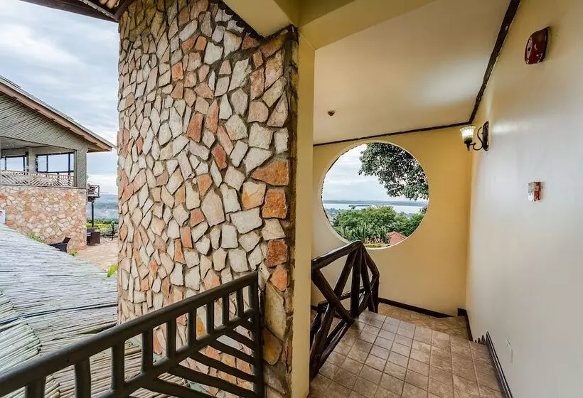 هتل Cassia Lodge