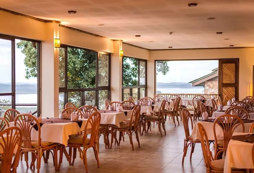 هتل Cassia Lodge
