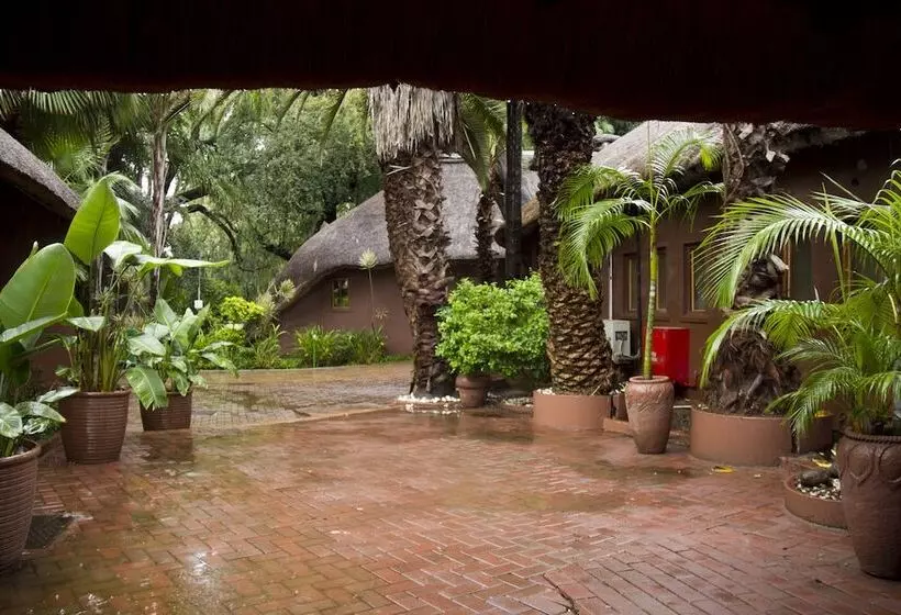 هتل Cresta Marang Gardens