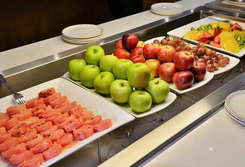 هتل Cresta Marang Gardens