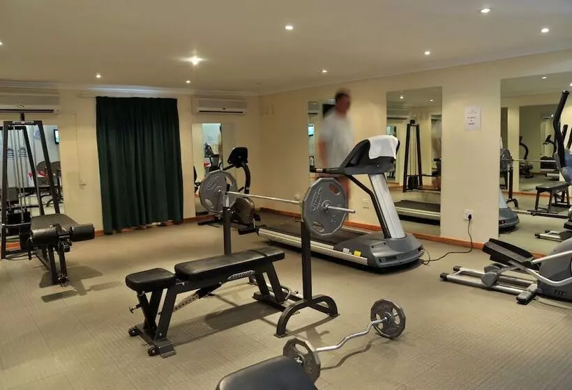 هتل Cresta Marang Gardens