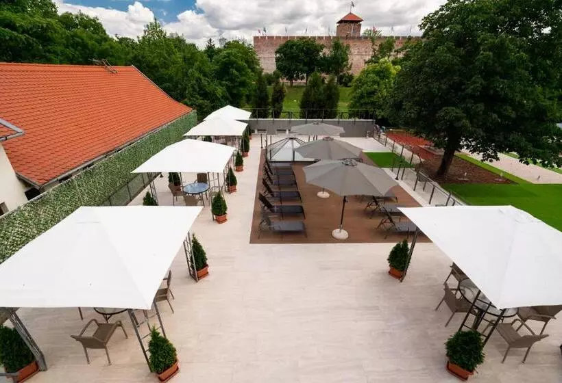 Отель Elizabeth