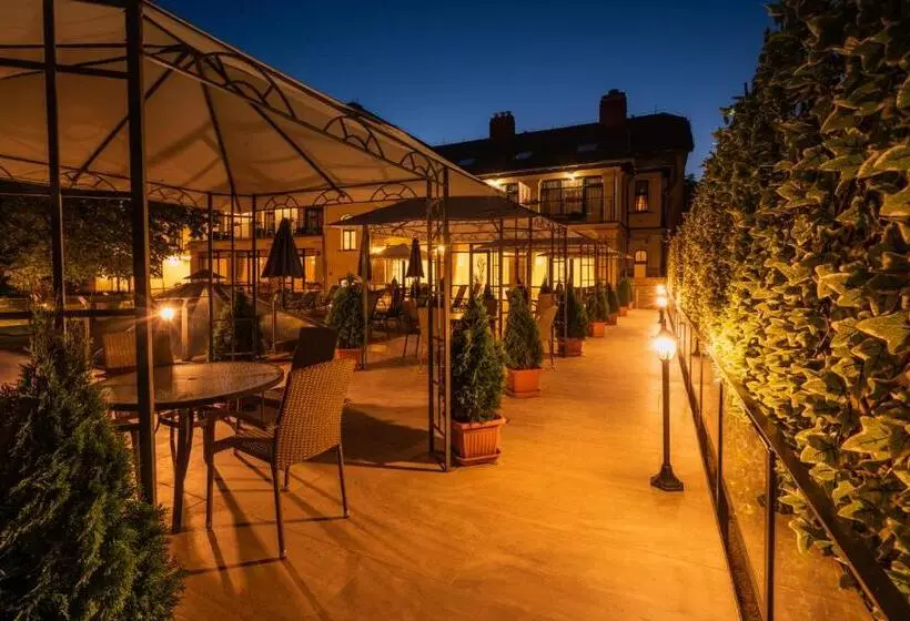 Отель Elizabeth