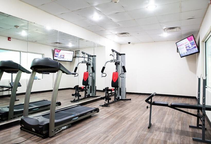 Отель Blisspoint Inn & Suites Marion