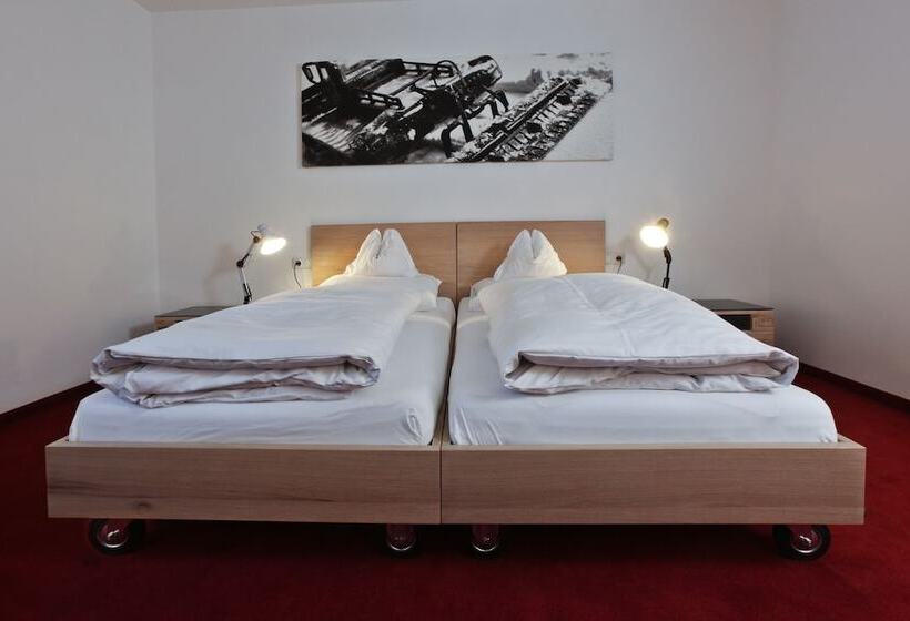 בית מלון כפרי Hinterwies – Ski In / Lodge / Dine