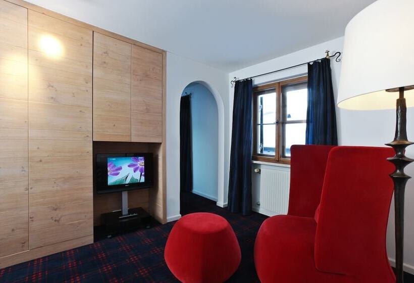 בית מלון כפרי Hinterwies – Ski In / Lodge / Dine