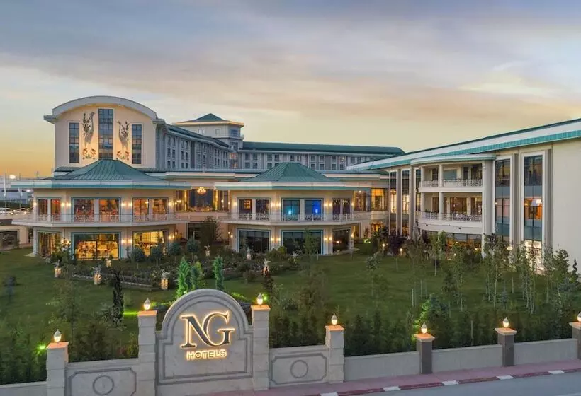 בית מלון כפרי Ng Afyon Wellness & Convention