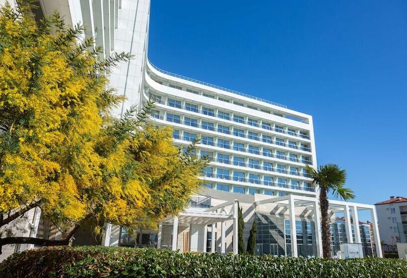 فندق Radisson Blu Resort & Congress Centre Sochi