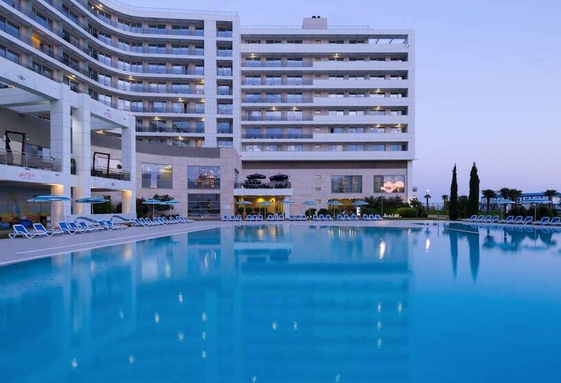 فندق Radisson Blu Resort & Congress Centre Sochi