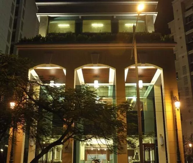 Szálloda Royal Tulip Navi Mumbai