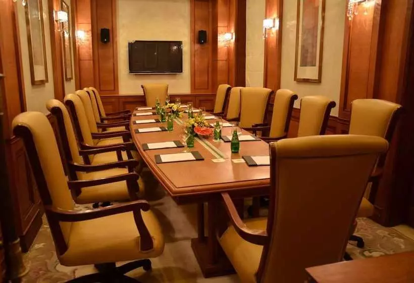 Szálloda Royal Tulip Navi Mumbai