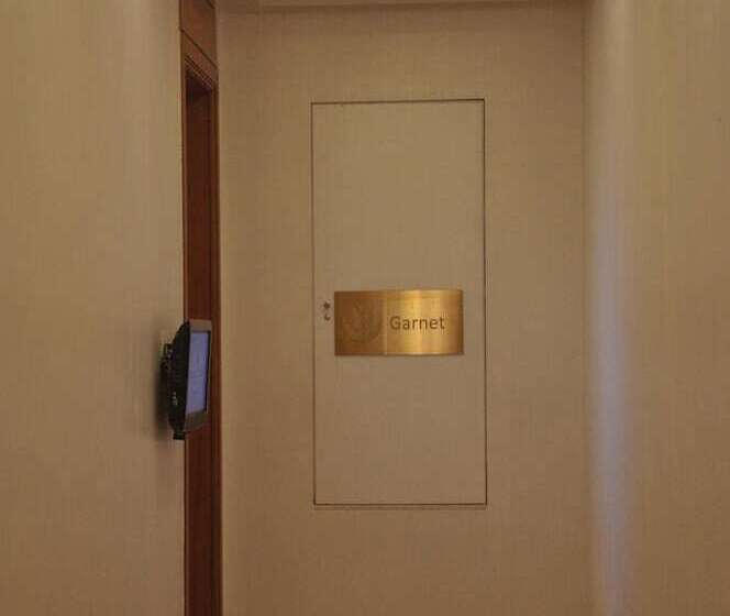 هتل Royal Tulip Navi Mumbai