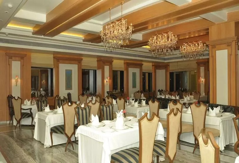 Szálloda Royal Tulip Navi Mumbai