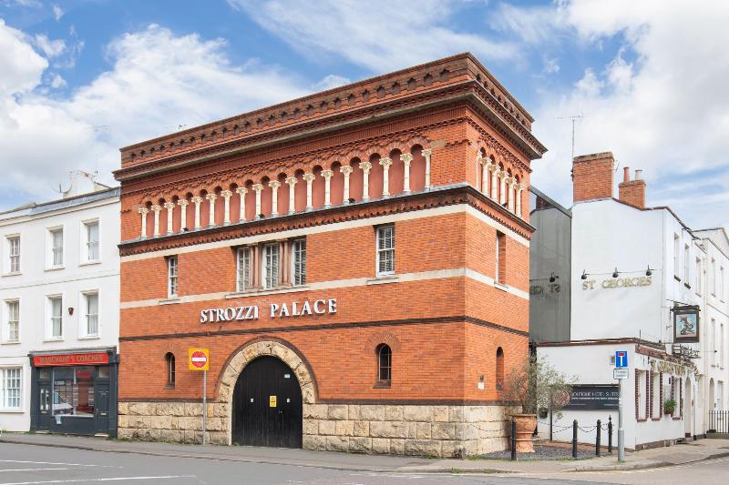 فندق Strozzi Palace Suites By Mansley