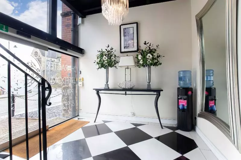 Hotel Strozzi Palace Suites By Mansley