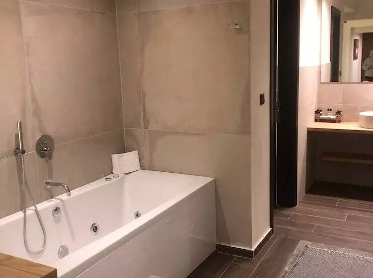 Valeni Boutique Hotel & Spa