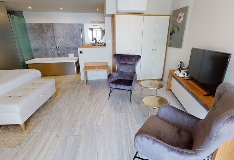 Valeni Boutique Hotel & Spa