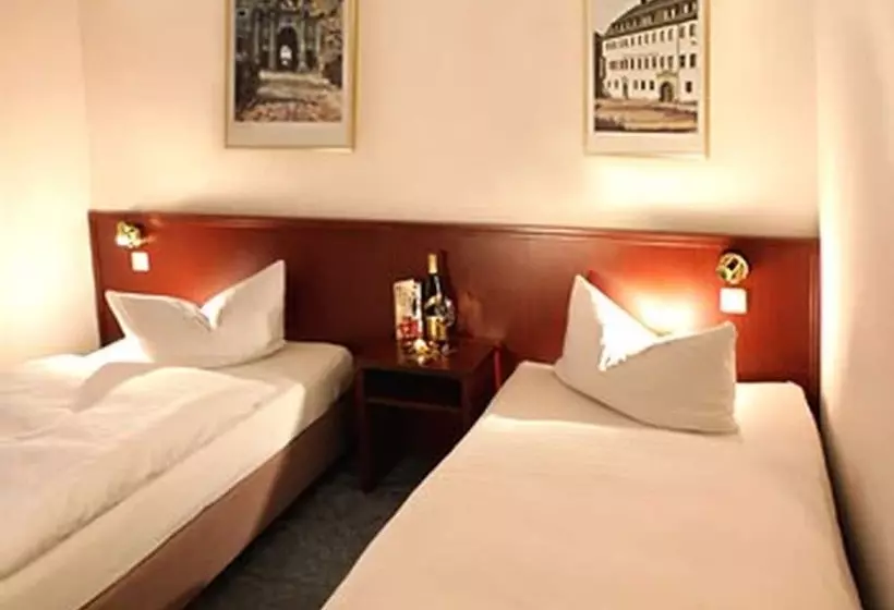 Отель Weisse Elster