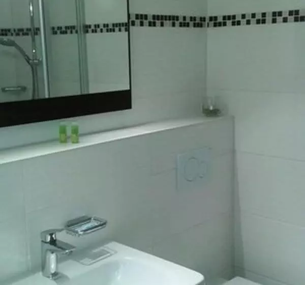 Отель Weisse Elster