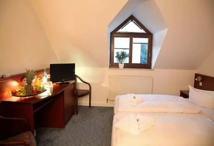 Отель Weisse Elster